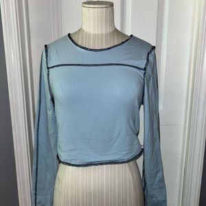 Light blue long sleeve pac, crop top
